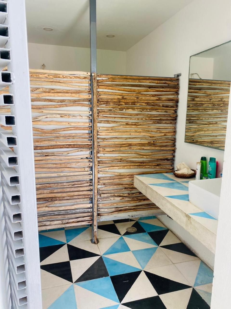 Studios Downtown Cancún Exteriör bild